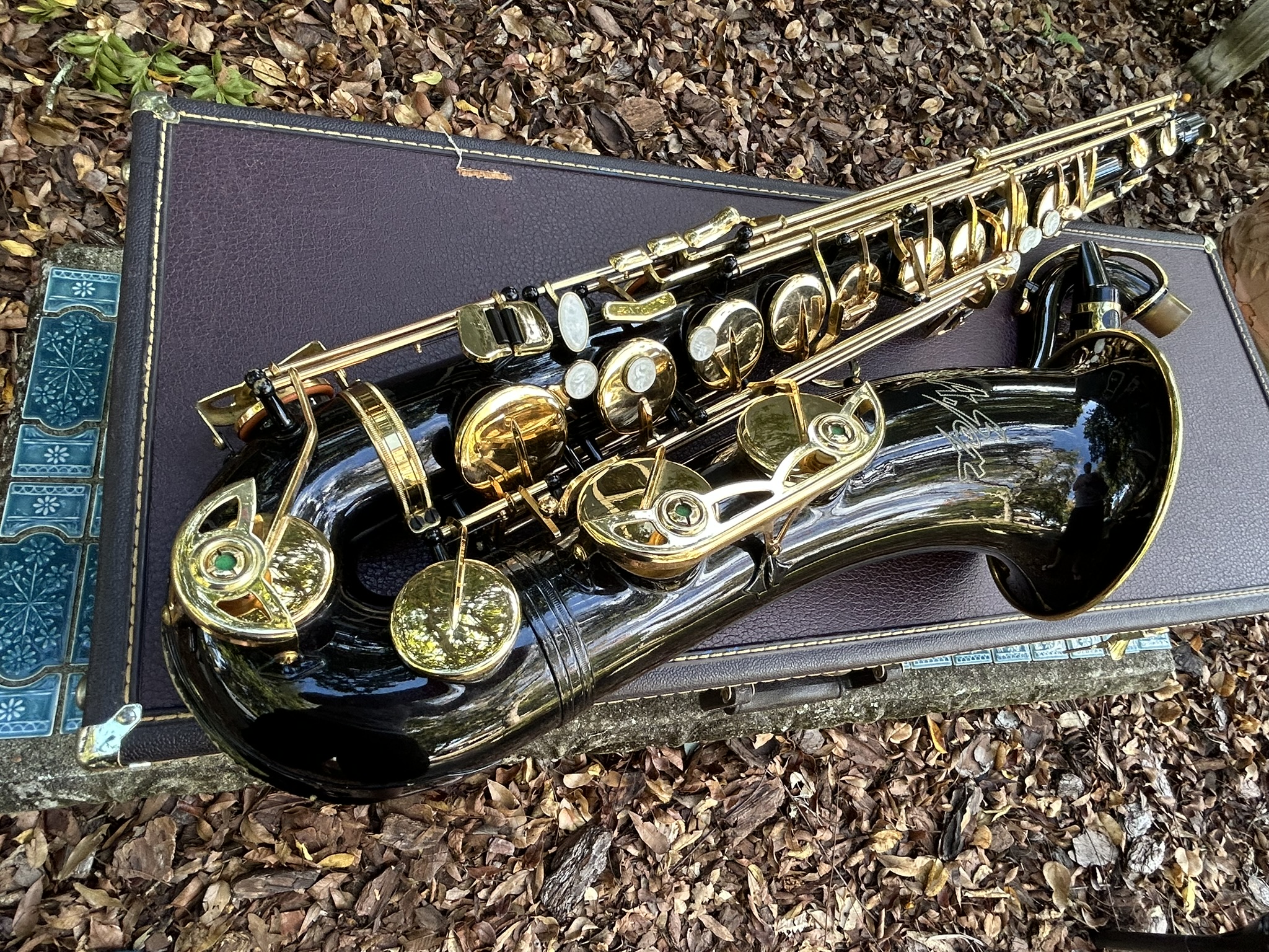 LA Sax Tenor Saxophone Black Nickel & Gold Lacquer Finish - Image 10