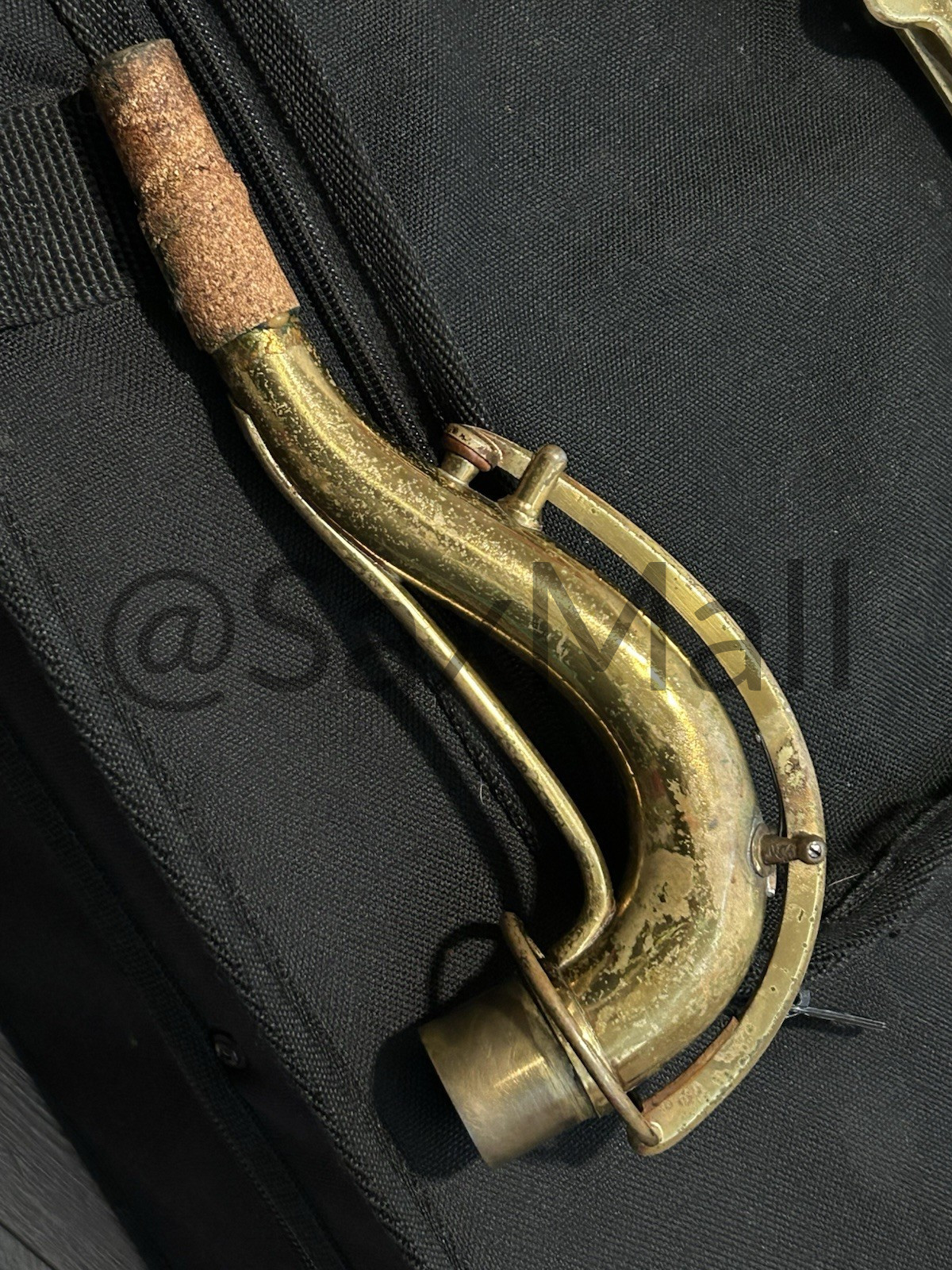 Vintage C.G. Conn Transitional 10M Tenor Saxophone Naked Lady LH Bell Keys - Image 4